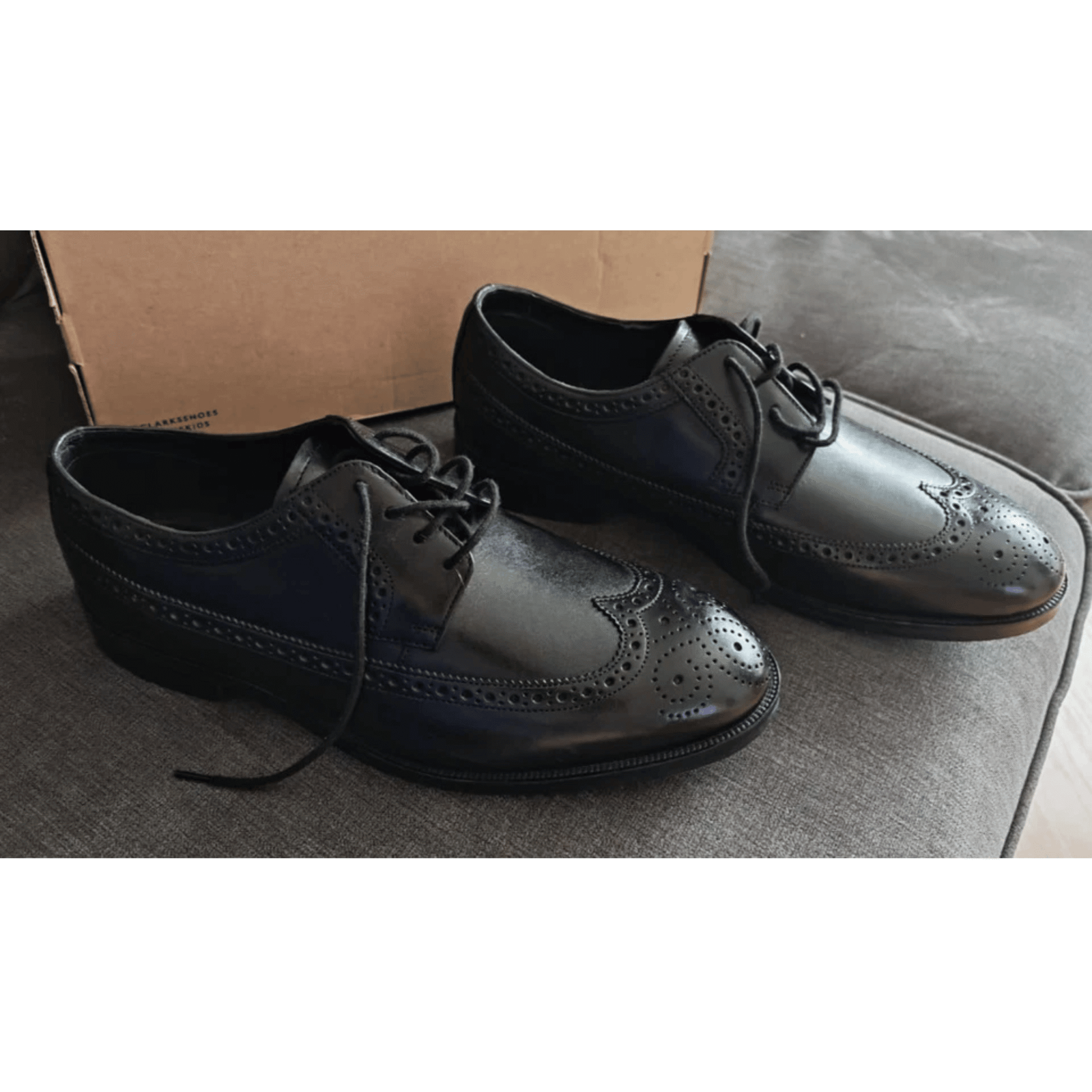 Clarks Oliver Wing Men’s Black Leather Brogue Shoes - Image 2